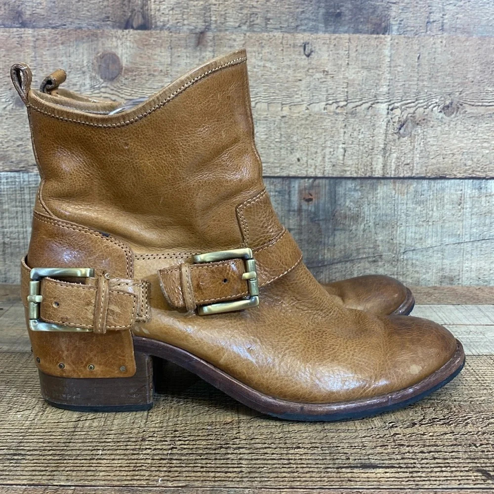 Donald J. Pliner Wade Leather Ankle Booties Womens Size 7.5 M Tan Buckle Zipper